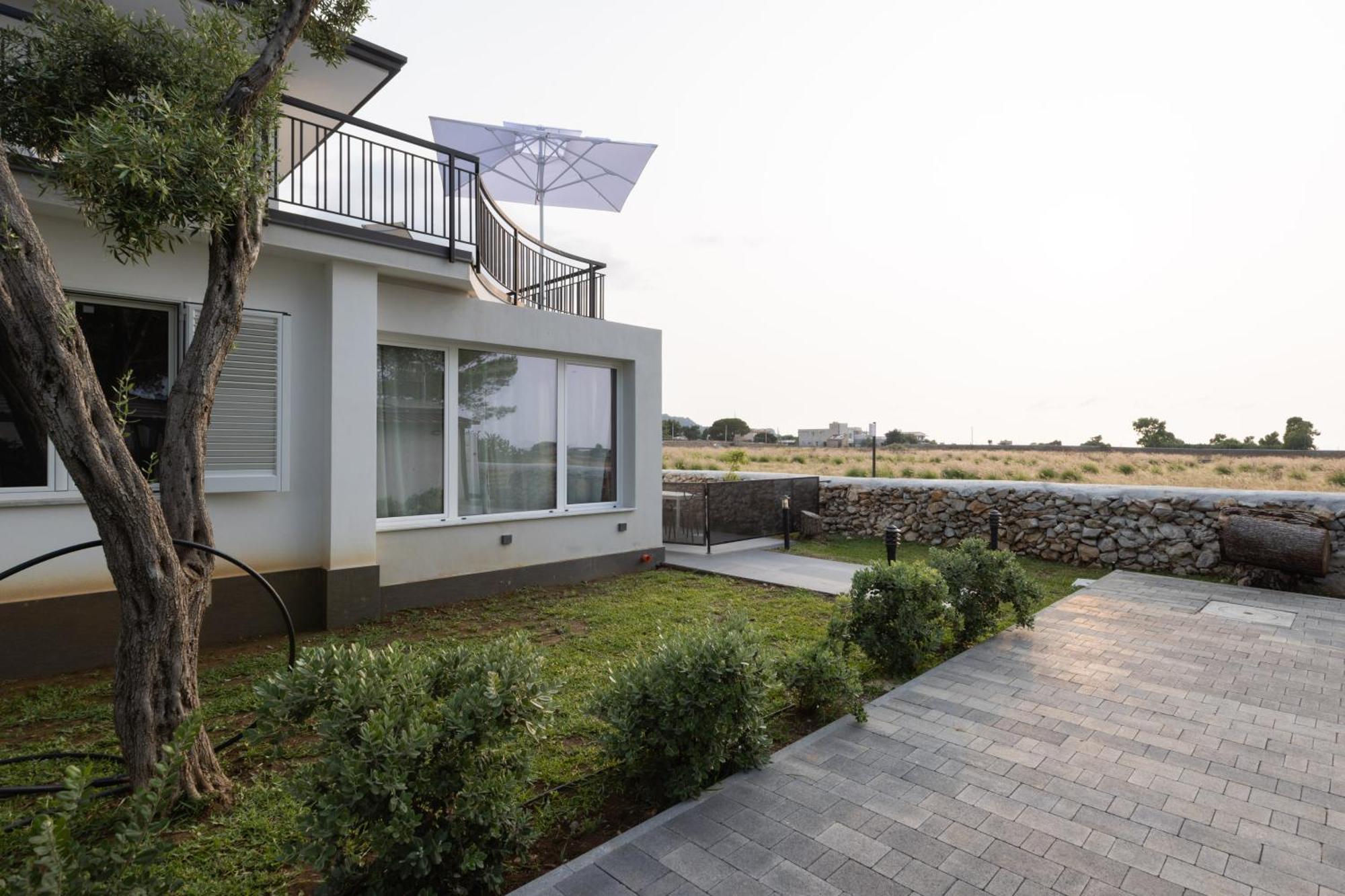 Sweet Sicily Apartments Карини Екстериор снимка