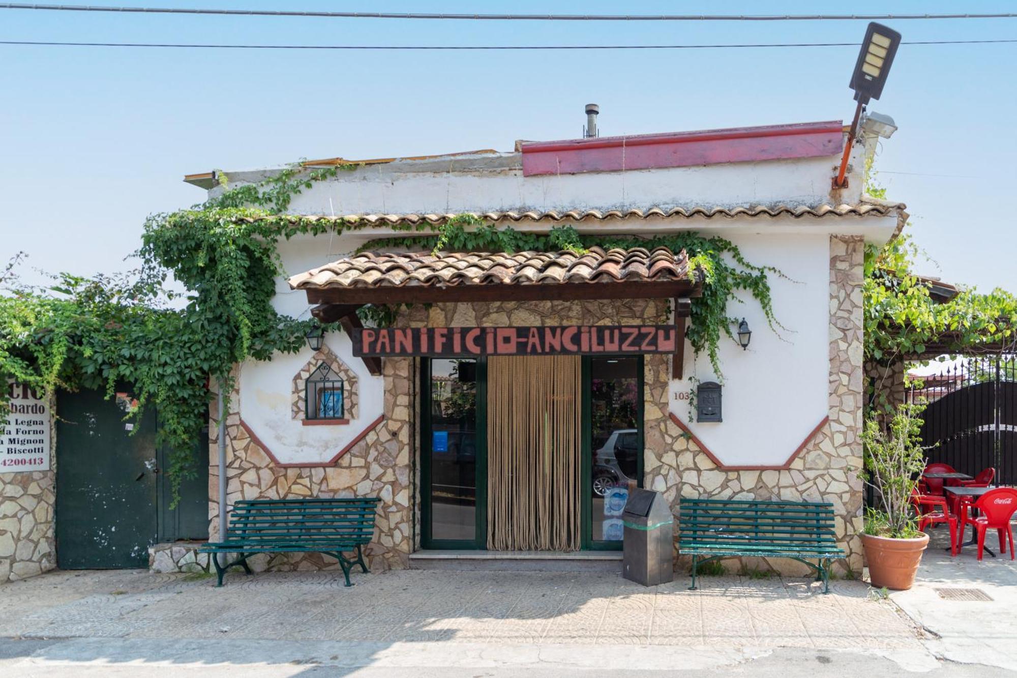 Sweet Sicily Apartments Карини Екстериор снимка