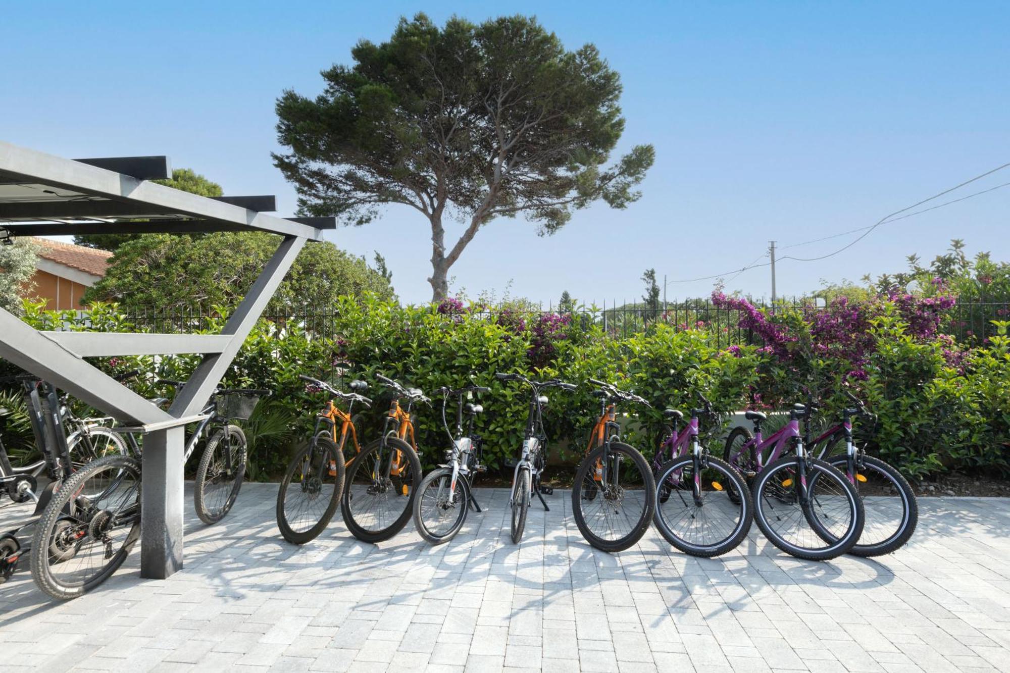 Sweet Sicily Apartments Карини Екстериор снимка